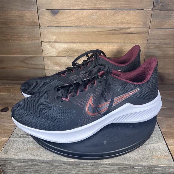 Nike Womens Size 12 WIDE Downshifter 11 Running Black Lace Up Athletic Shoes - Picture 3 of 10